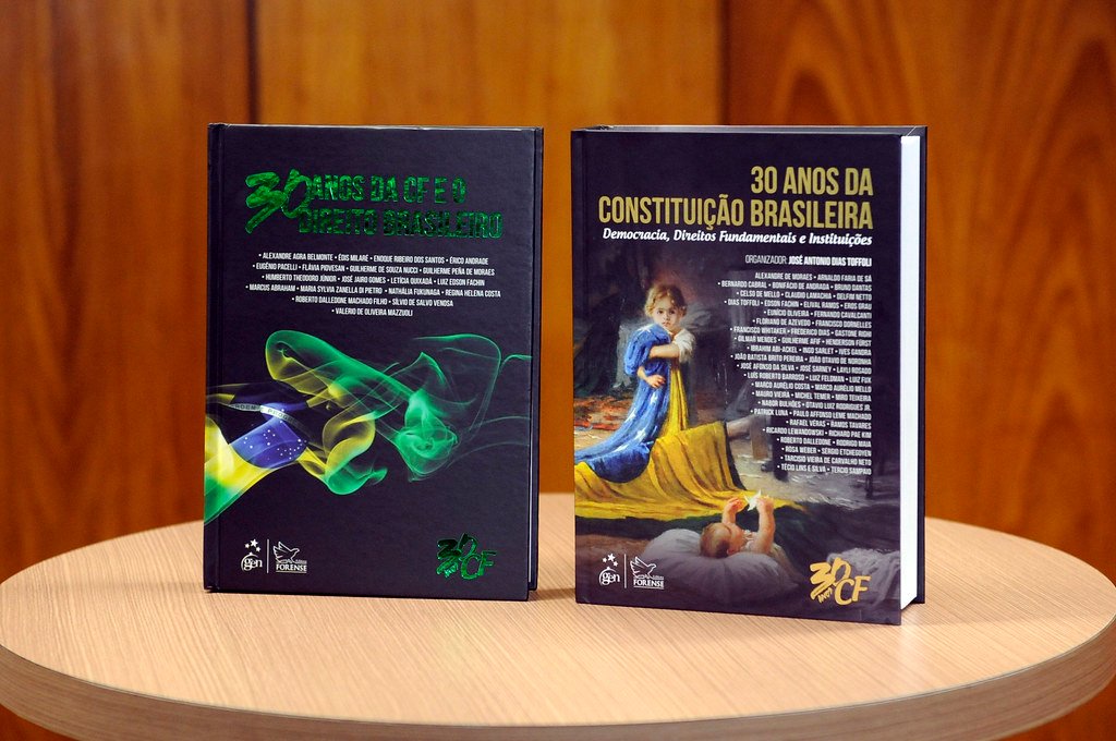 Inauguração. Lançamento